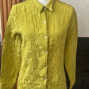 Chico's Crinkle Button-Front Shirt Jacket in Chartreuse